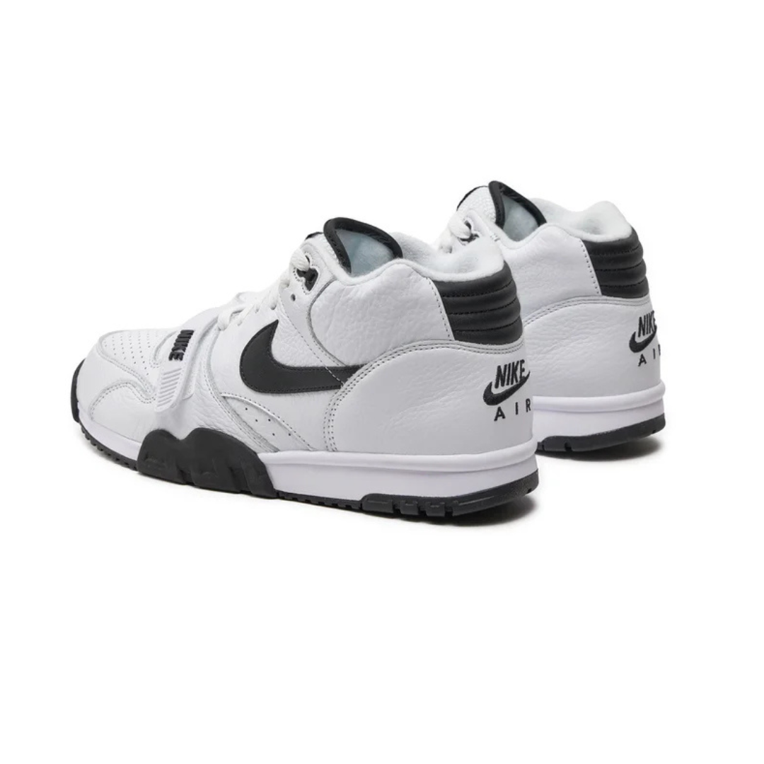 NIKE AIR TRAINER 1